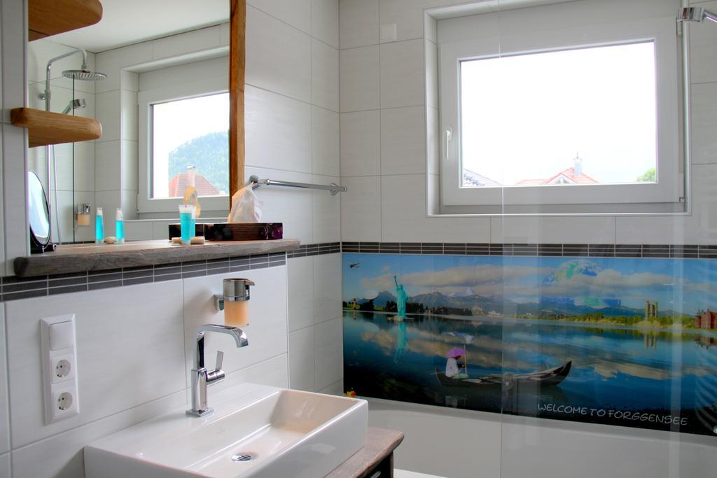 Ferienwohnung-Königsschlösser Füssen Zimmer foto